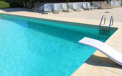 Trampolini Piscina Modello Delfino 127